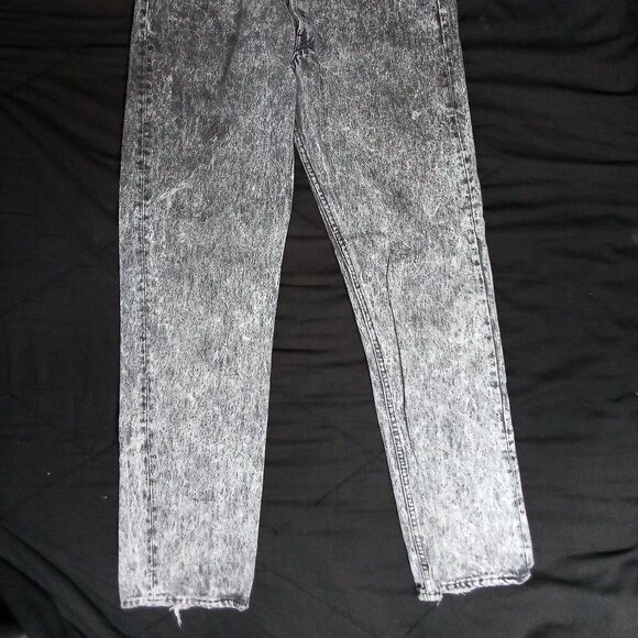 Vintage 80s Levi's 501 Red Tab Button Fly Acid Wash Jeans - Picture 3 of 8